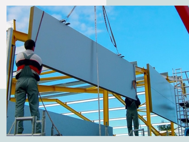 Монтаж сэндвич-панелей в Новомосковске от 620 руб.