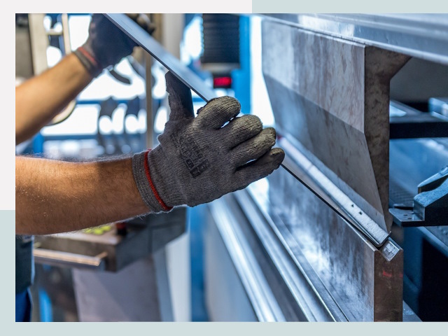 Гибка металла в Новомосковске